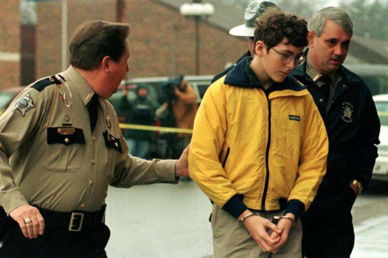 Michael Carneal olayı, 1 Aralık 1997 tarihinde Kentucky'deki Heath Lisesi'nde gerçekleşen ve ABD tarihindeki en trajik okul saldırılarından biri olarak kabul edilen bir olaydır