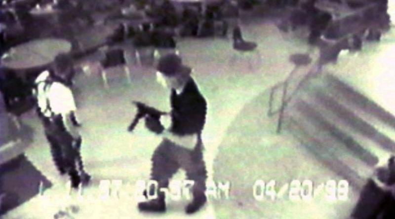 Eric Harris ve Dylan Klebold, 20 Nisan 1999'da ABD'nin Colorado eyaletinde gerçekleşen ve dünya çapında şok etkisi yaratan Columbine Lisesi Katliamı'nın failleridir