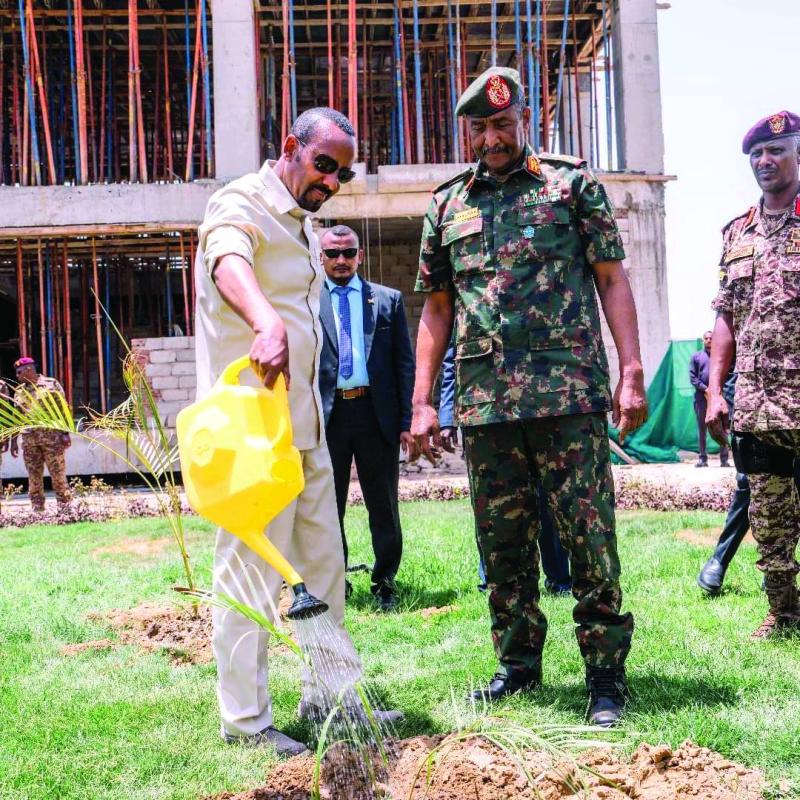 Sudan Egemenlik Konseyi Başkanı Abdulfettah el-Burhan ve Etiyopya Başbakanı Abiy Ahmed, Port Sudan’da daha önceki bir görüşmede / Fotoğraf: Sudan Egemenlik Konseyi