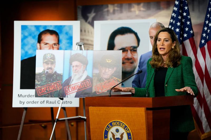 ABD Temsilciler Meclisi üyesi Maria Elvira Salazar, Washington'daki Kongre binasında düzenlediği basın toplantısında Raúl Castro'nun yargılanması çağrısında bulundu, 20 Mayıs 2026 / Fotoğraf: Reuters