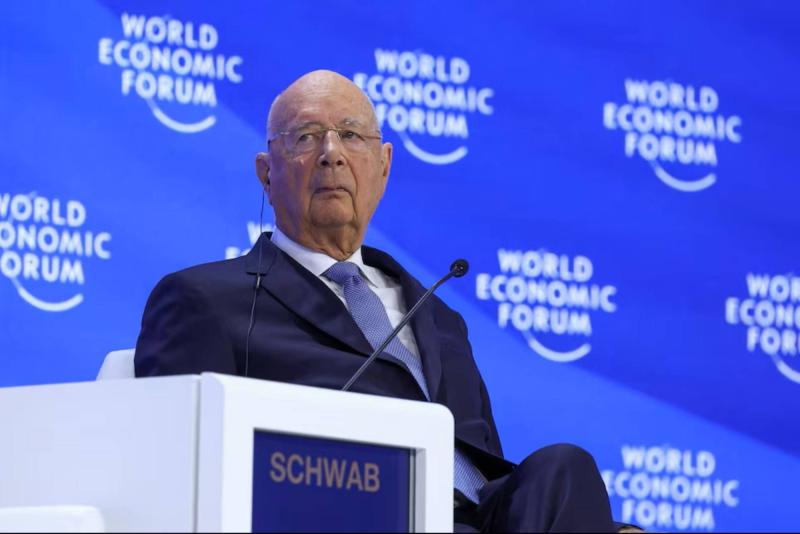Klaus Schwab Davos Forumu'nda... Dördüncü Sanayi Devrimi rejimi / Fotoğraf: Reuters