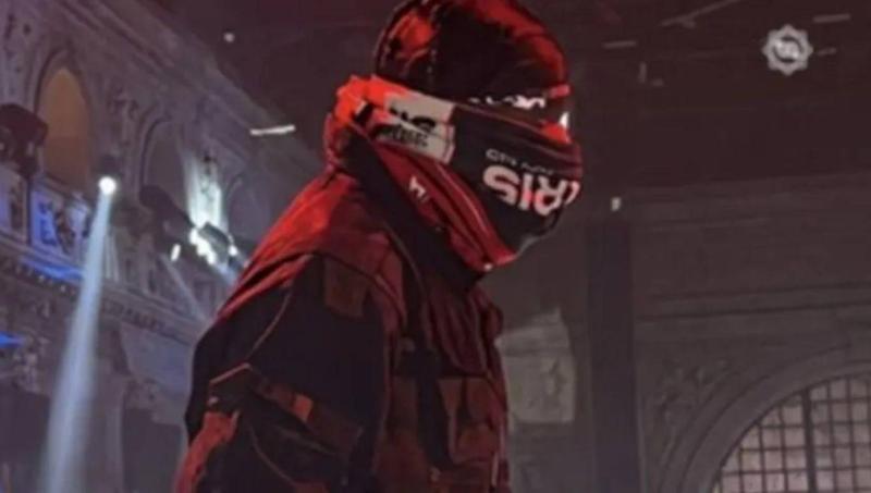 Yüksek bilet fiyatlarına rağmen sahnede yalnızca 18 dakika kalan Travis Scott, İstanbul performansında yüzünü gizleyen maskesiyle dikkat çekti (31 Mayıs 2026) / Fotoğraf: X