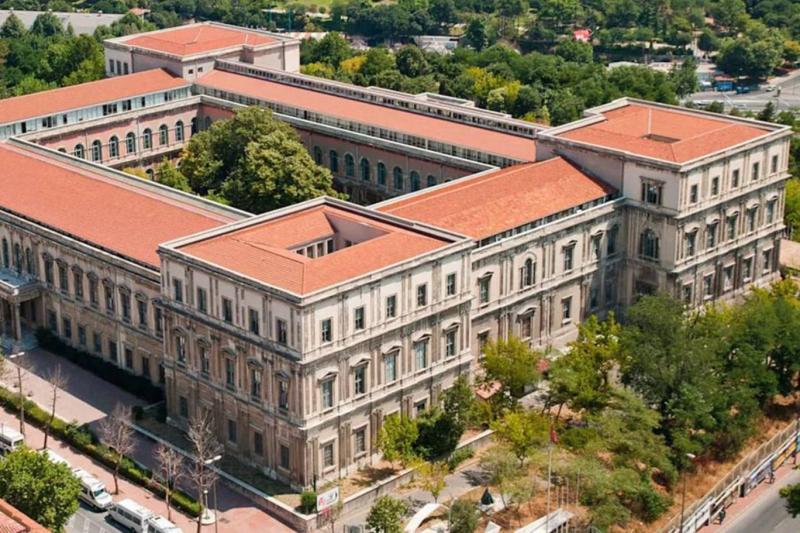 Bu bina İstanbul Teknik Üniversitesi'nin (İTÜ) Taşkışla Kampüsü olup, günümüzde Mimarlık Fakültesi olarak hizmet veriyor