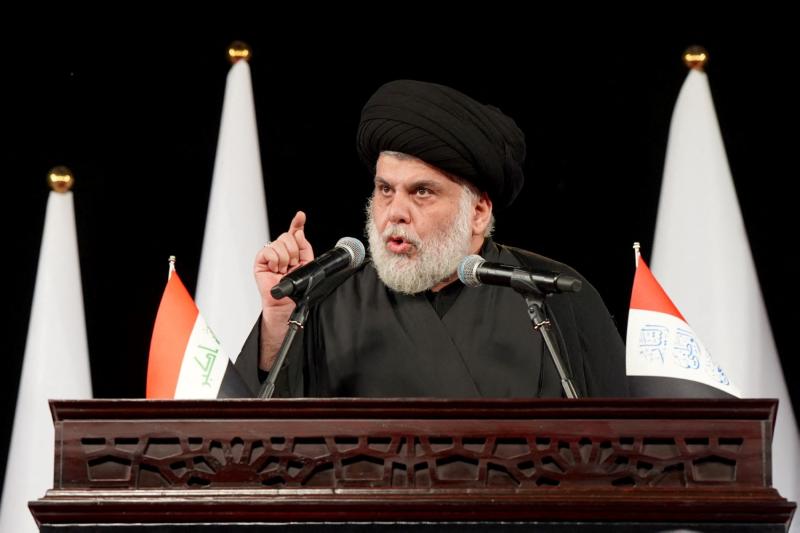 Muktada Sadr, Irak'ın güneyindeki Necef şehrinde bir konuşma yapıyor, 1 Mayıs 2025 / Fotoğraf: AFP