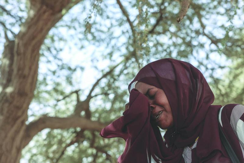 El-Faşir’den kaçıp Çad’ın doğusundaki bir mülteci kampına sığınan Sudanlı bir kadın, 27 Kasım 2025 / Fotoğraf: Reuters
