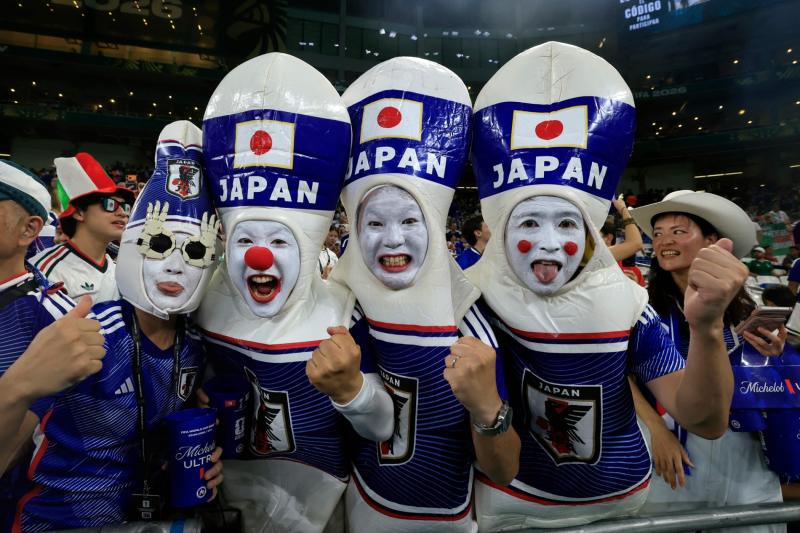 Meksika'nın Guadalupe kentinde, Tunus-Japonya maçı sırasında kutlama yapan Japon taraftarlar, 20 Haziran 2026 / Fotoğraf: AFP