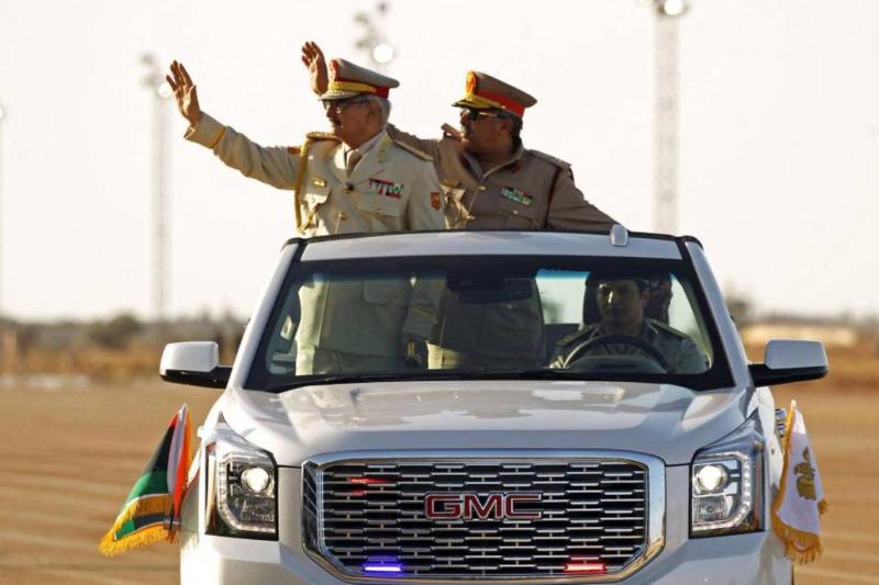 Hafter ailesinin artan diplomatik ve askeri görünürlüğü, Libya’nın doğu merkezli güç yapısının uluslararası düzeyde daha fazla muhatap alınmasına yol açıyor / Fotoğraf: AFP