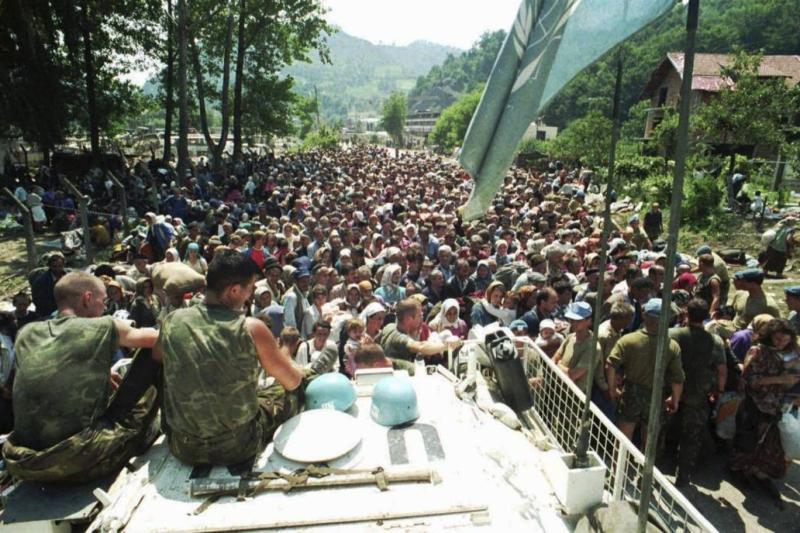 Bosna Savaşı sırasında yaşanan insani dram, uluslararası toplumun müdahale politikalarının sorgulanmasına neden oldu / Fotoğraf: AP