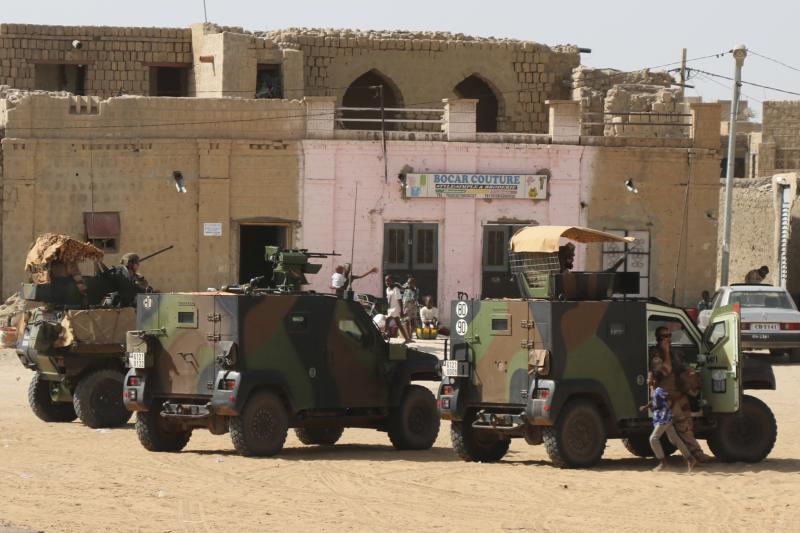 Mali'nin Timbuktu kentinde devriye gezen Fransa’nın Barkhane güçleri, 29 Eylül 2021 / Fotoğraf: AP