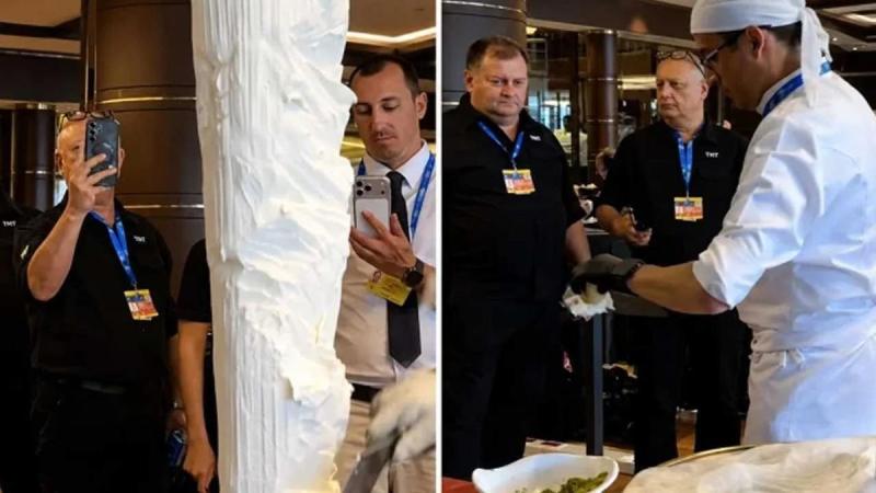 Ankara’da düzenlenen NATO Zirvesi kapsamında, Cumhurbaşkanlığı Külliyesi'nde yerli ve yabancı basın mensuplarına ustaların geleneksel yöntemlerle hazırladığı kesme Maraş dondurması ikram edildi / Fotoğraflar: AA