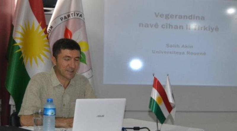 Fransa Rouen Normandie Üniversitesi öğretim üyesi ve dilbilimci Prof. Dr. Salih Akın
