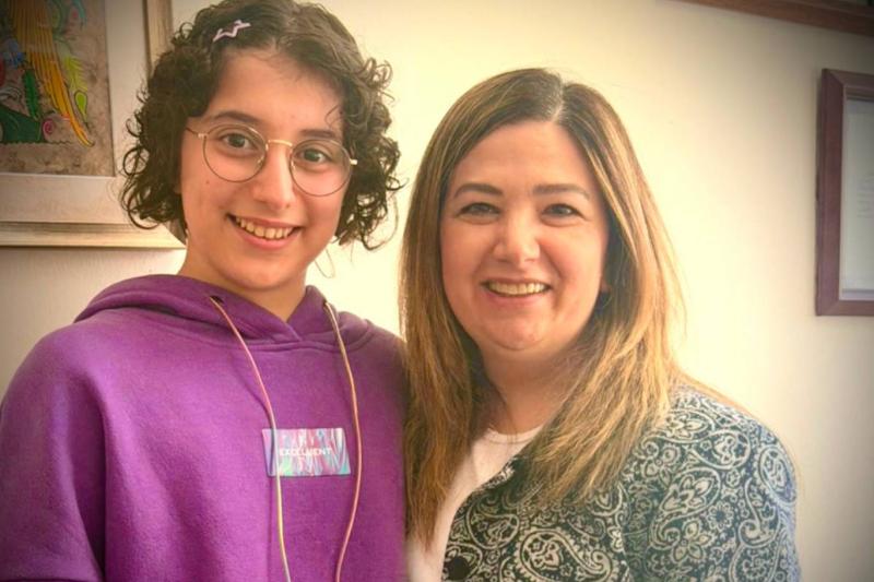 Prof. Dr. Sonay İncesoy Özdemir, Neva Aydoğan ile birlikte