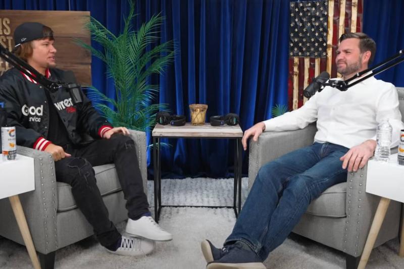 J.D. Vance, yaklaşık 3 saat süren Joe Rogan söyleşisinde Trump yönetiminin İran politikası, İsrail'in etkisi ve nükleer müzakerelerin perde arkasına ilişkin dikkat çekici açıklamalar yaptı / Ekran alıntısı: YouTube-Theo Von