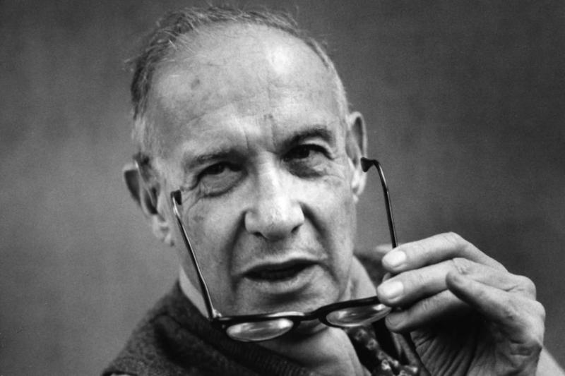 Modern yönetim biliminin öncülerinden Peter Drucker, başarıyı sürekli gelişim ve değişimle ilişkilendiriyordu _ Fotoğraf_ Michael Grecco.jpg