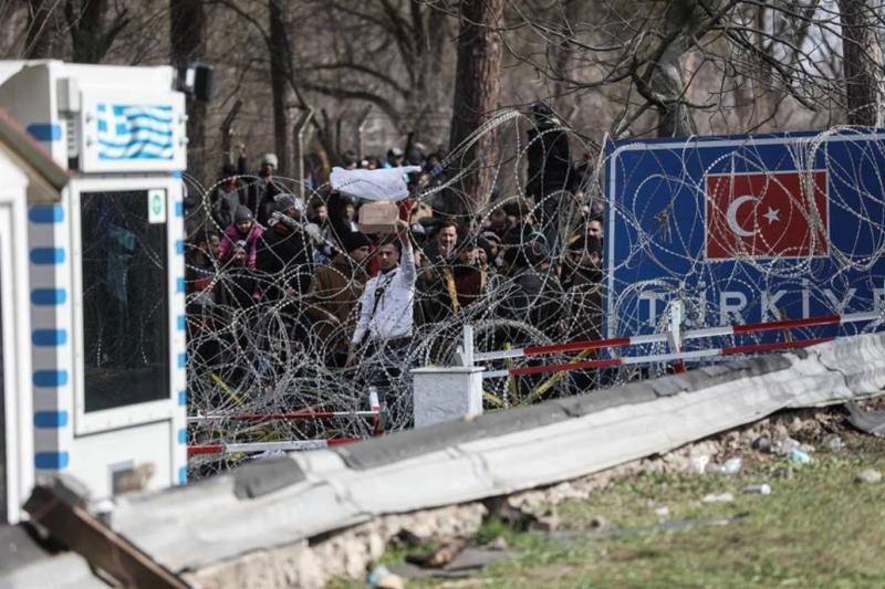 Türkiye-Avrupa Birliği hattı, son yıllarda göç diplomasisi ve sınır güvenliği tartışmalarının en önemli merkezlerinden biri hâline geldi / Fotoğraf: Reuters