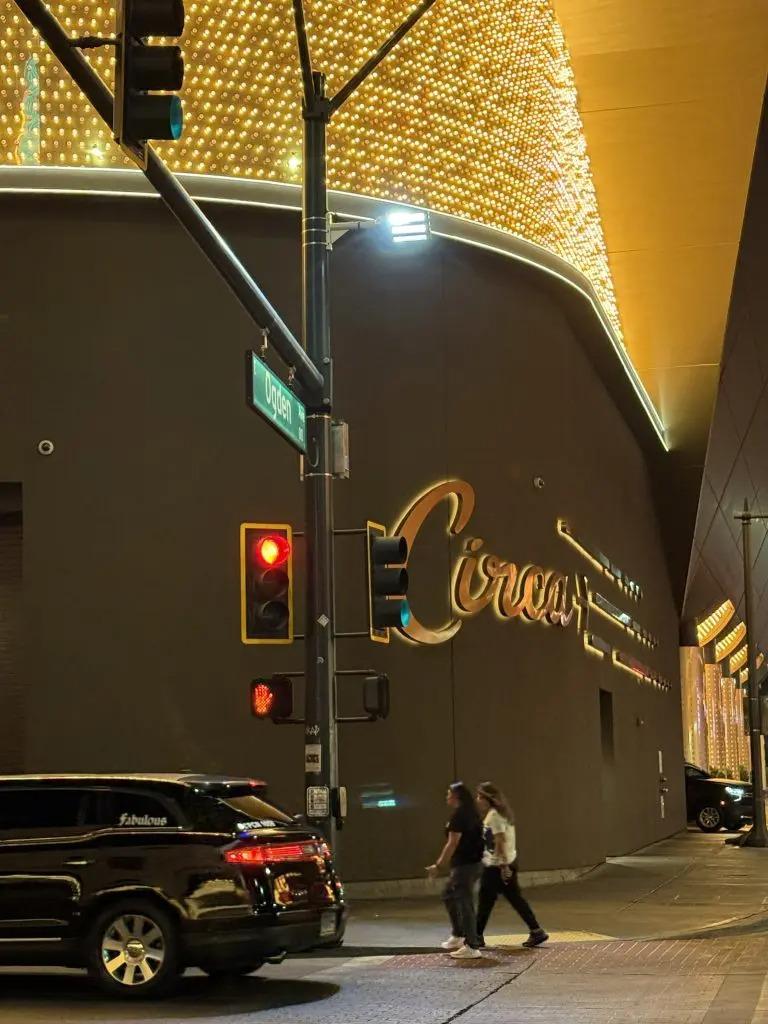 Las Vegas'ta yapay zekalı trafik lambası