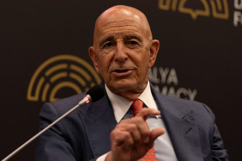 ABD'nin Suriye Özel Temsilcisi ve Ankara Büyükelçisi Tom Barrack, 17 Nisan 2026’da Antalya’da düzenlenen Antalya Diplomasi Forumu'ndaki bir oturumda konuşma yapıyor / Fotoğraf: Reuters