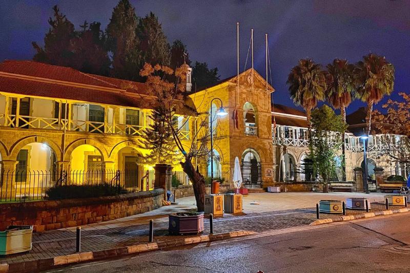 (Lefkoşa Kaza Mahkemesi binası) Şiddetle mücadelede cezasızlık algısının kırılması ve adaletin tesisi, yasal altyapının kararlılıkla uygulanmasından geçiyor / Fotoğraf: Wikipedia