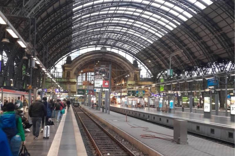 Frankfurt Garı / Fotoğraf: İbrahim Beyazoğlu