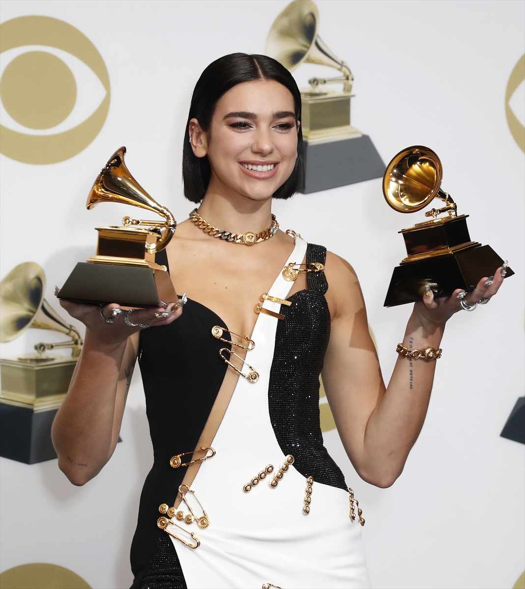 Grammy- Dua Lipa