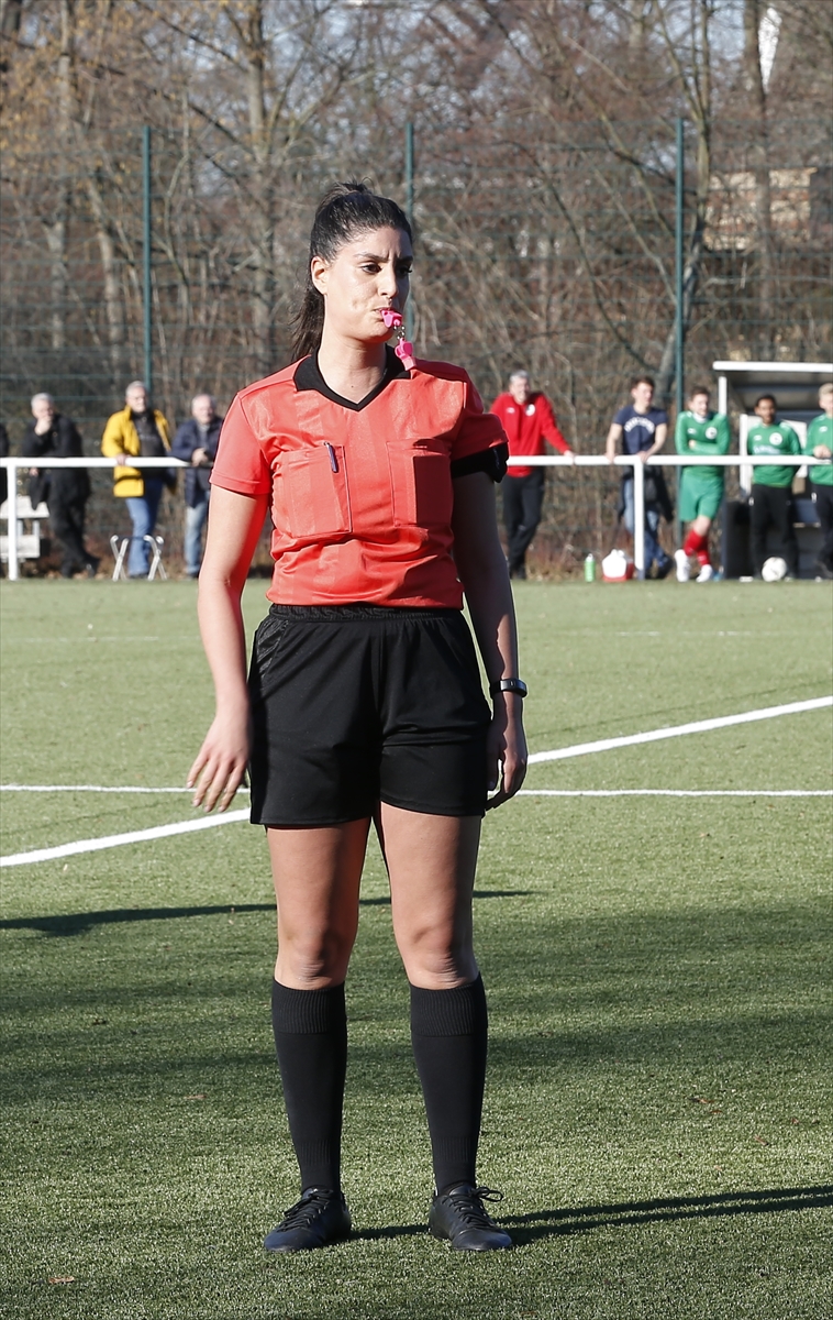 Aylin Acur (1).jpg