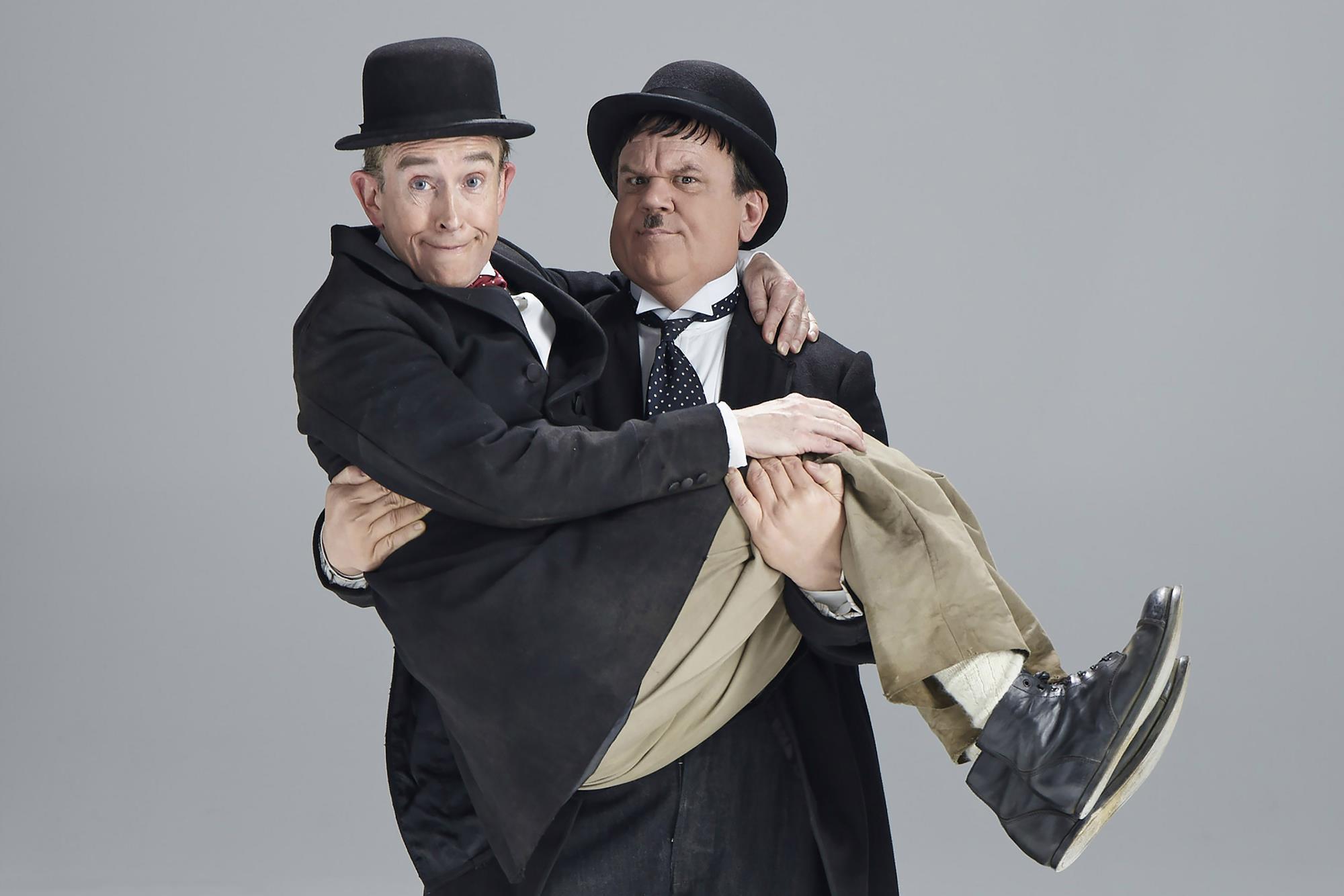 Stan-Ollie-carry.jpg