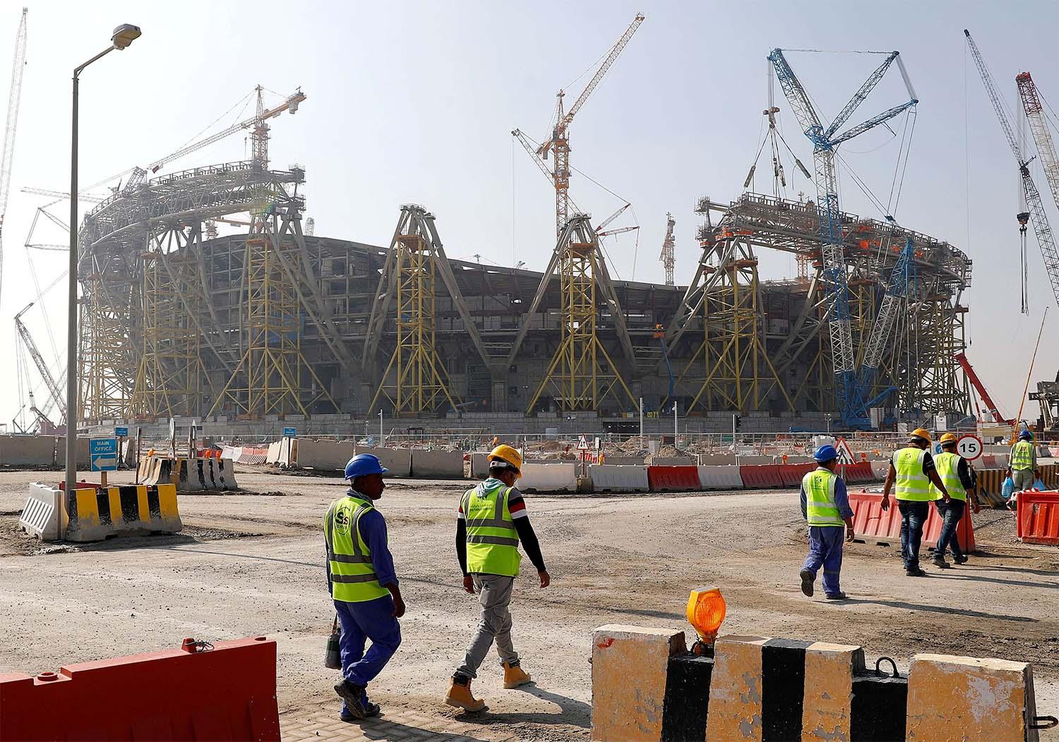 qatar workers.jpg