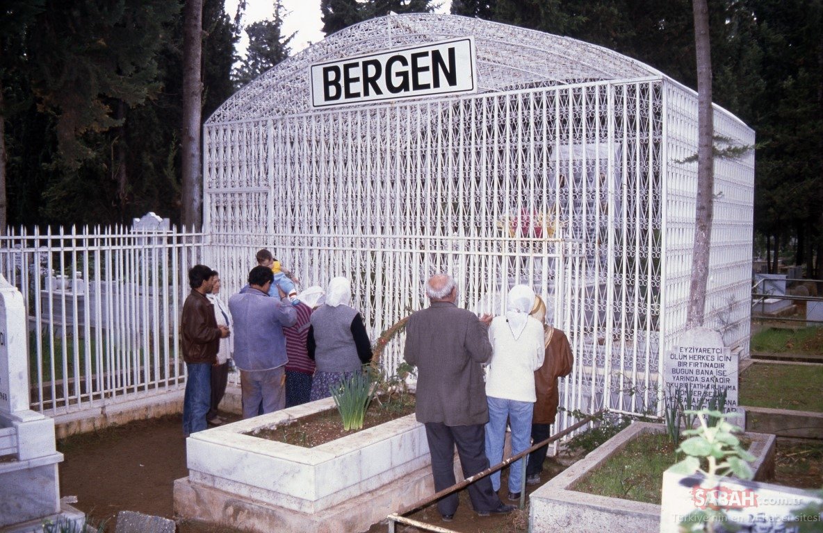 bergen mezar2.jpg