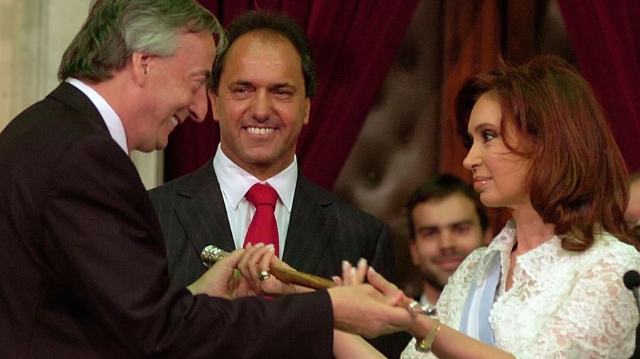 nestor-ve-cristina-kirchner.jpg