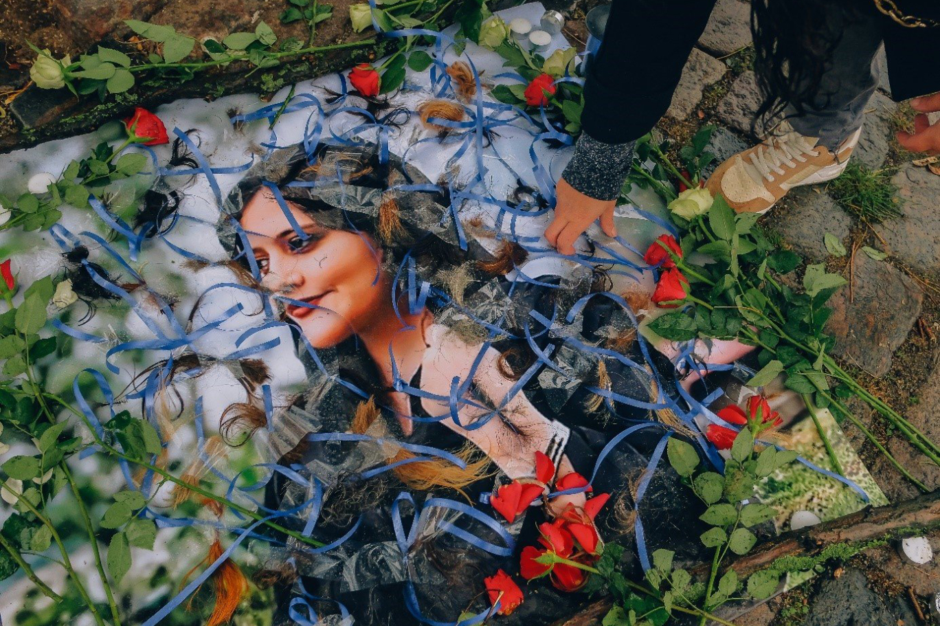 Mahsa Amini.jpg Mahsa Amini.jpg