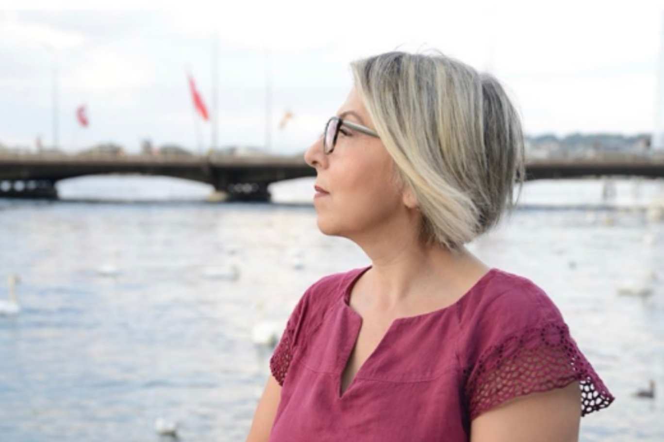 Suzan Samancı (2)