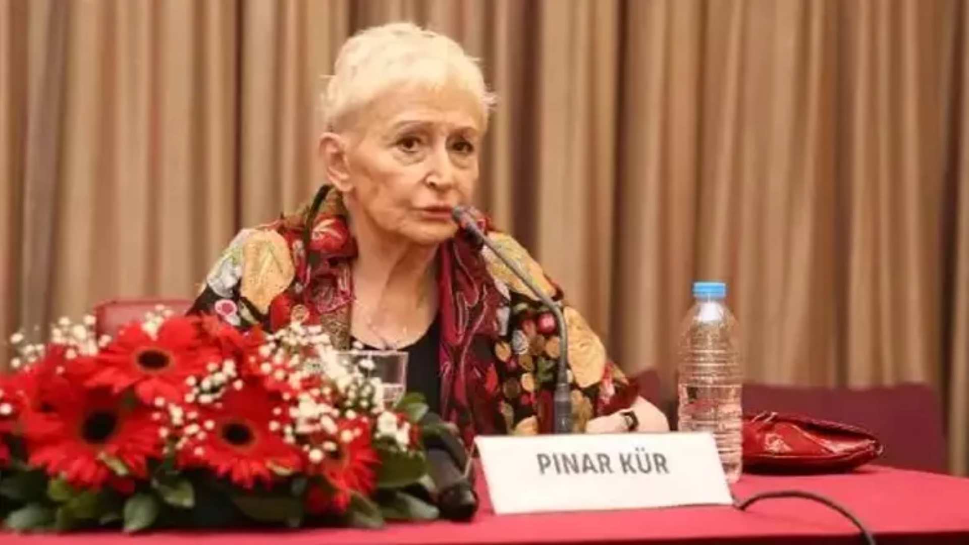 Pınar Kür 