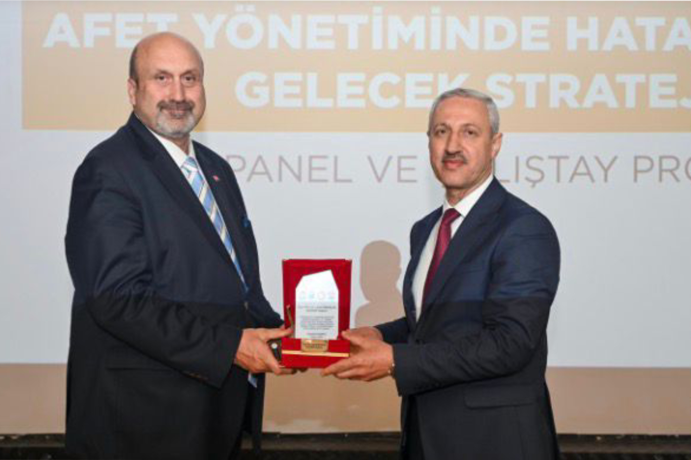 Prof. Dr. Levent Eraslan1